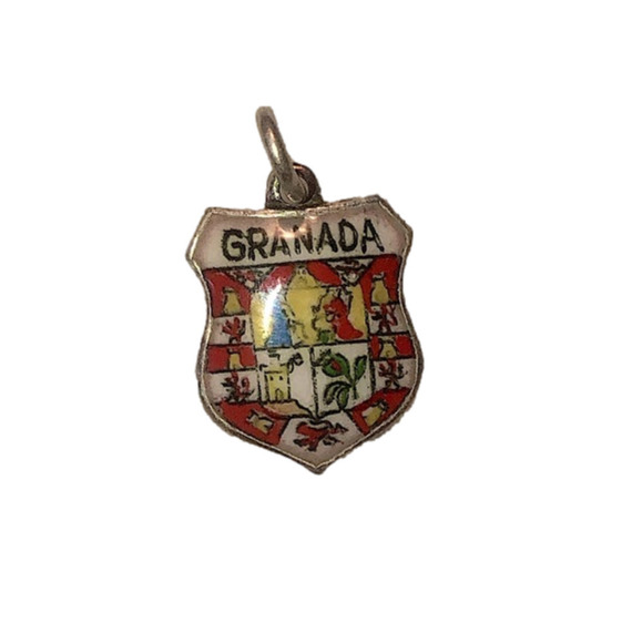 VTG 800 Silver & Enamel Granada Travel Sheild Souvenir Charm Bracelet Charm - Picture 1 of 3